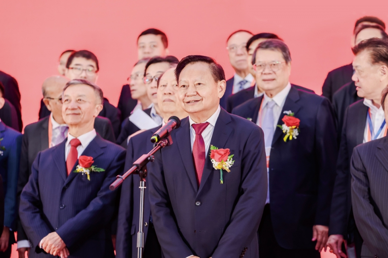 中國輕工業(yè)聯(lián)合會(huì)黨委書記、會(huì)長張崇和部長宣布2024中國國際塑料展開幕-拷貝