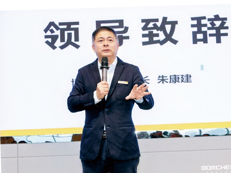 博創(chuàng)董事長(zhǎng)朱康建博創(chuàng)不做“大超市”，而要做“專賣店”，目標(biāo)是成為注塑機(jī)行業(yè)人均產(chǎn)值最高、競(jìng)爭(zhēng)力最強(qiáng)的企業(yè)-拷貝